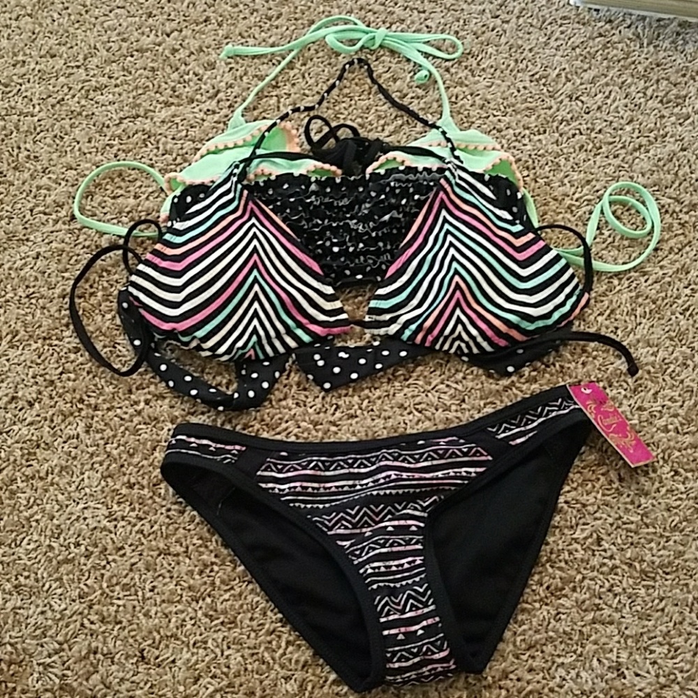 Mixed swimsuit bundle